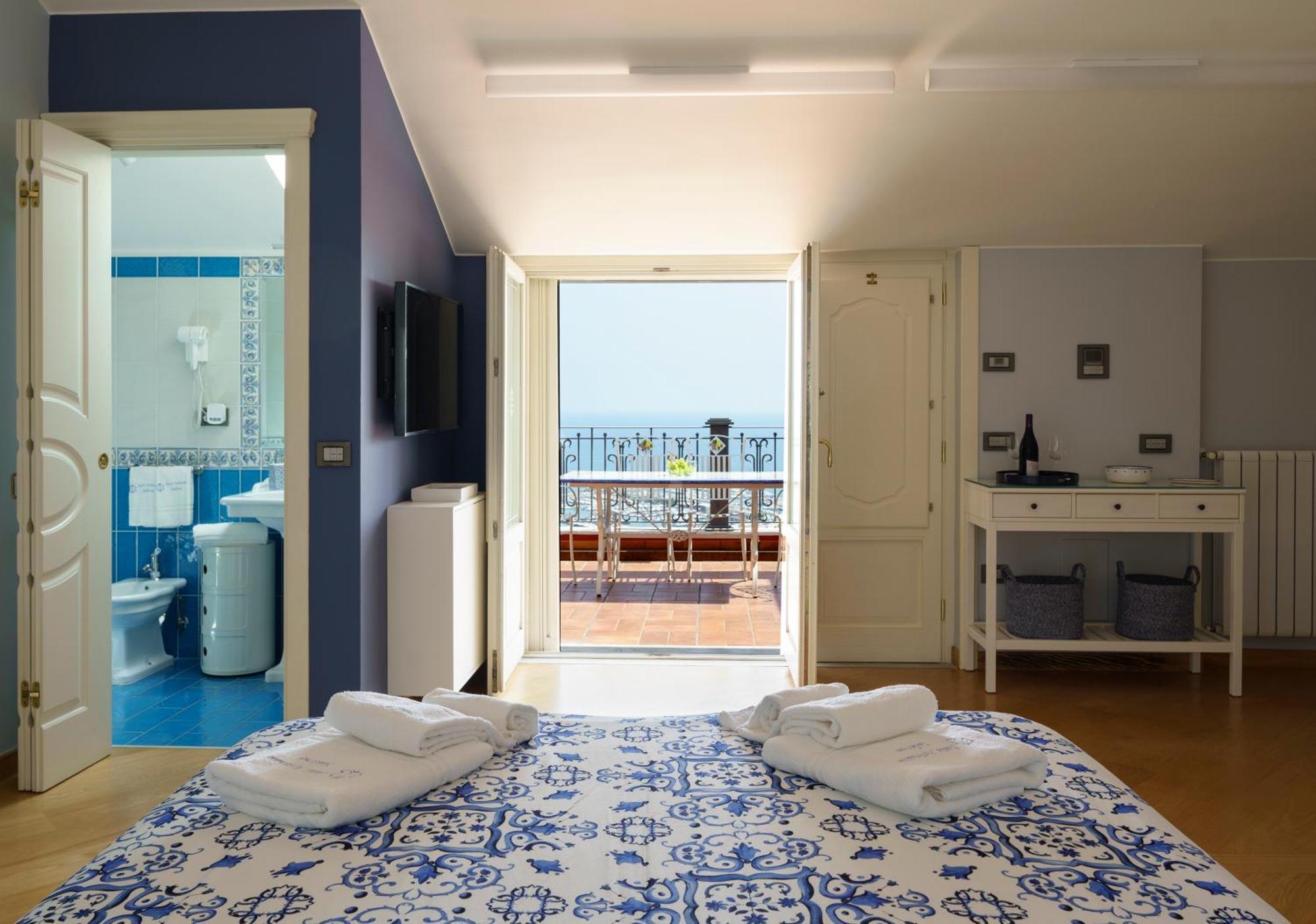 Suite Aphrodite - Exclusive Flat Salerno Dış mekan fotoğraf